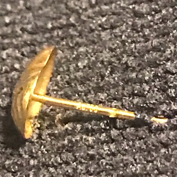 🔥18k Yellow Gold Heart Earrings in Diamond accent /Authentic/ Pure Gold - Picture 4 of 10